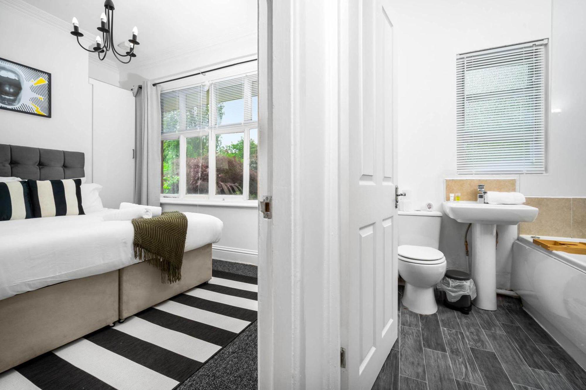 Luxury Apartment - Fast Wifi - Wolverhampton 9Apc Екстер'єр фото